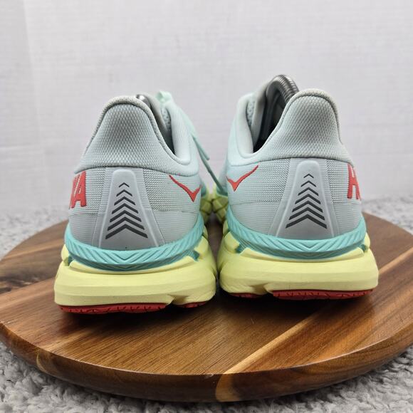 Hoka One One Women 9.5D Wide Clifton 7 Morning Mist Hot Coral Daily Running Shoe - Picture 2 of 13